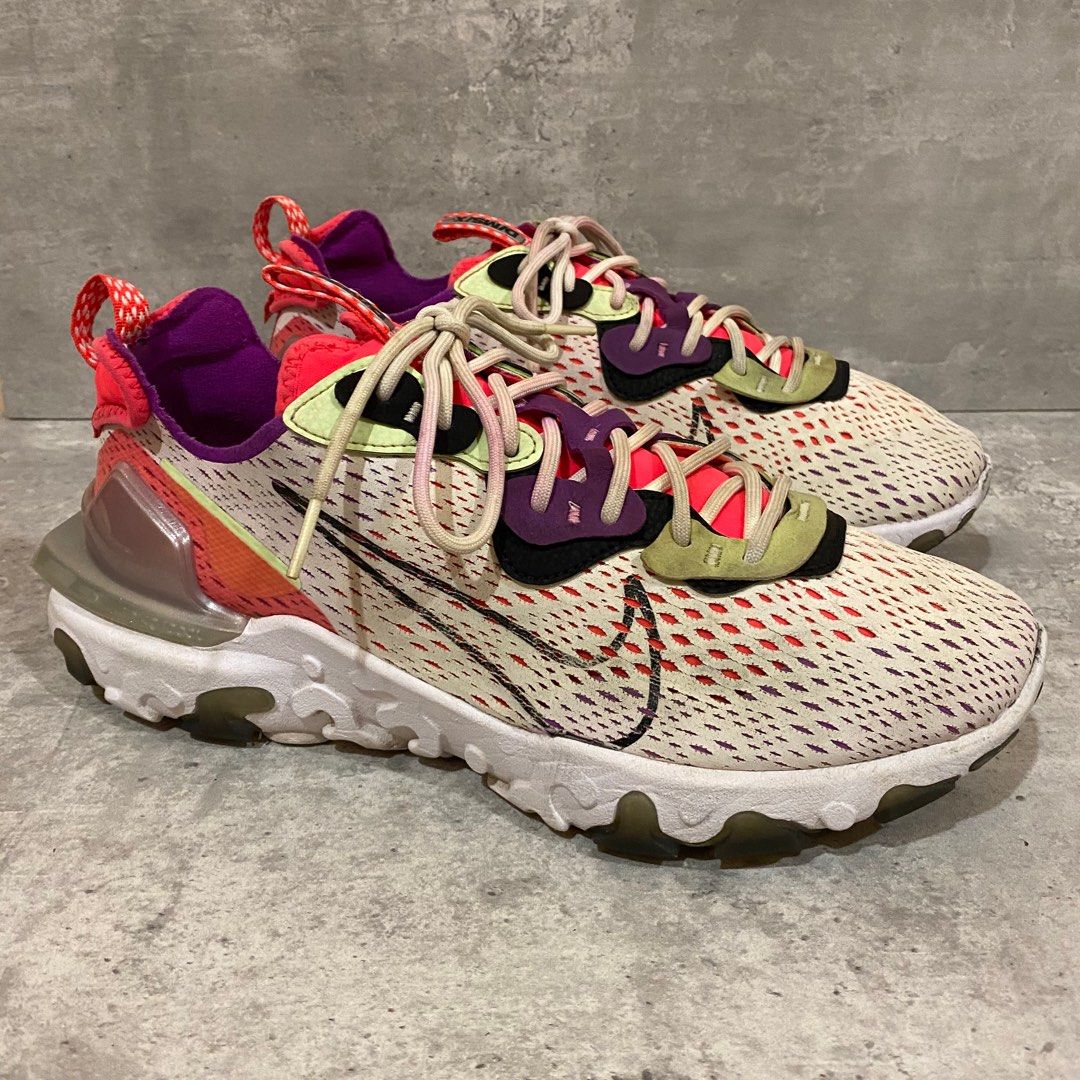 Nike react size store