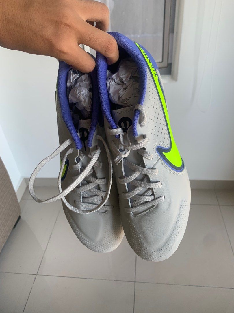 Nike online tiempo grey
