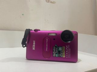 Nikon Coolpix S1200pj