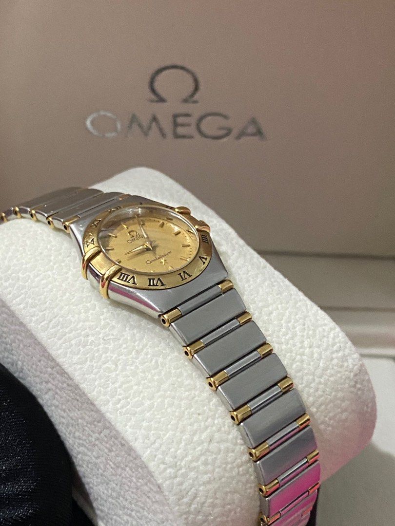 Omega Constellation (Category: Luxury Watches) located in Manila. Submitted by clicksmileph (Listing ID 1230170602, Image 3). Description: Omega Constellation 65,000 Php Quartz Movement 24mm Case Size 6.2 inches Wrist Size 2-tone (Gold & Stainless Steel) Gold Dial Serial number: 55xxxxxx Set with: Presentation box and Paper bag Meet-up by schedule around Metro Manila 📩Direct message for more info..