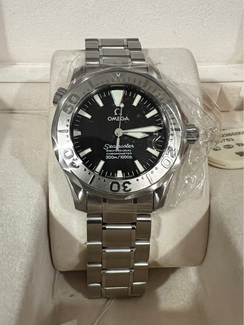 Omega seamaster white outlet gold