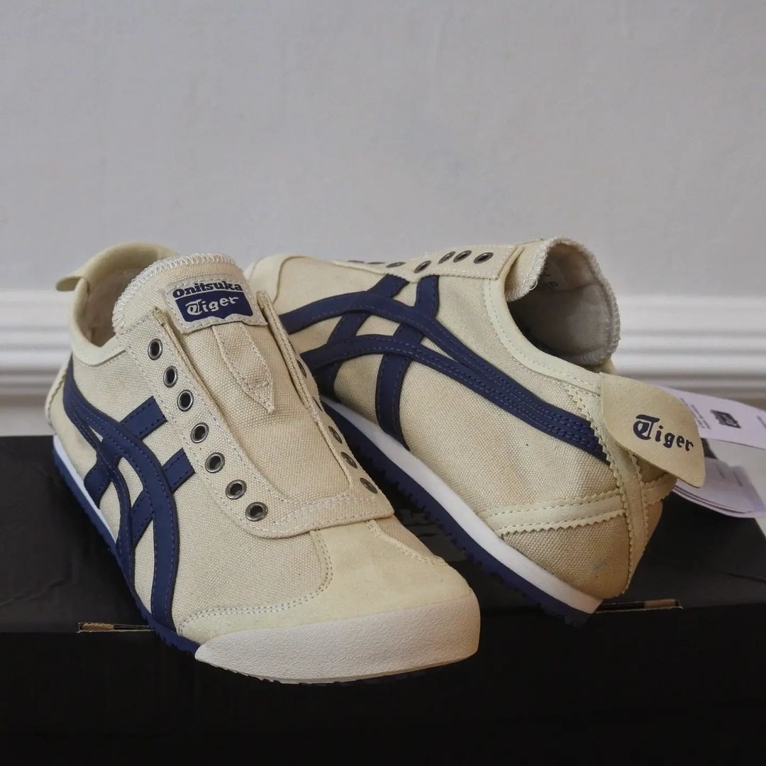 Onitsuka Tiger Mexico 66 Slip On Cream / Navy on Carousell
