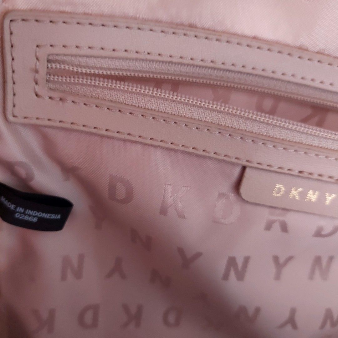 Original DKNY Casey Backpack, Women's Fashion, Bags & Wallets