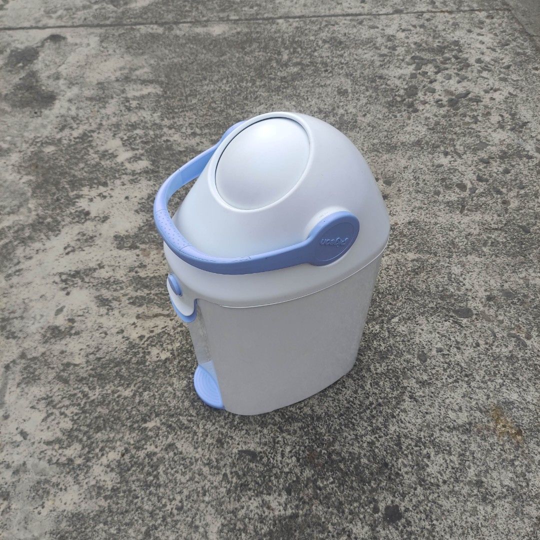 Pigeon Diaper Bin, Babies & Kids, Infant Playtime on Carousell