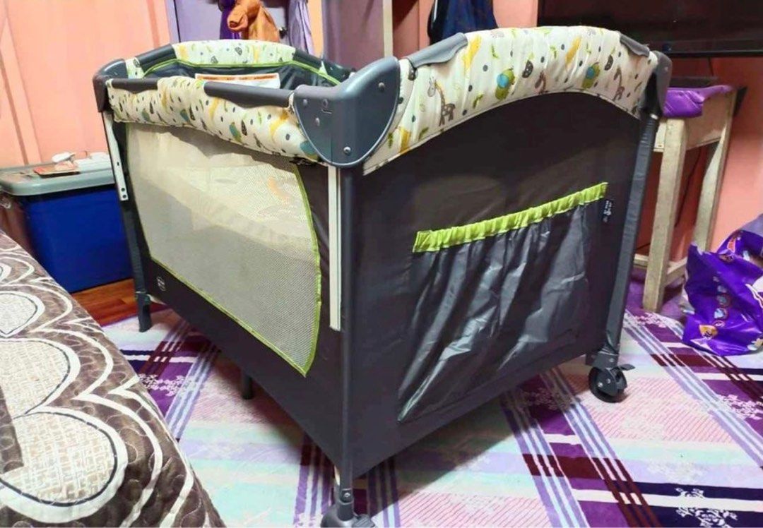 Baby cot atau playpen cheap