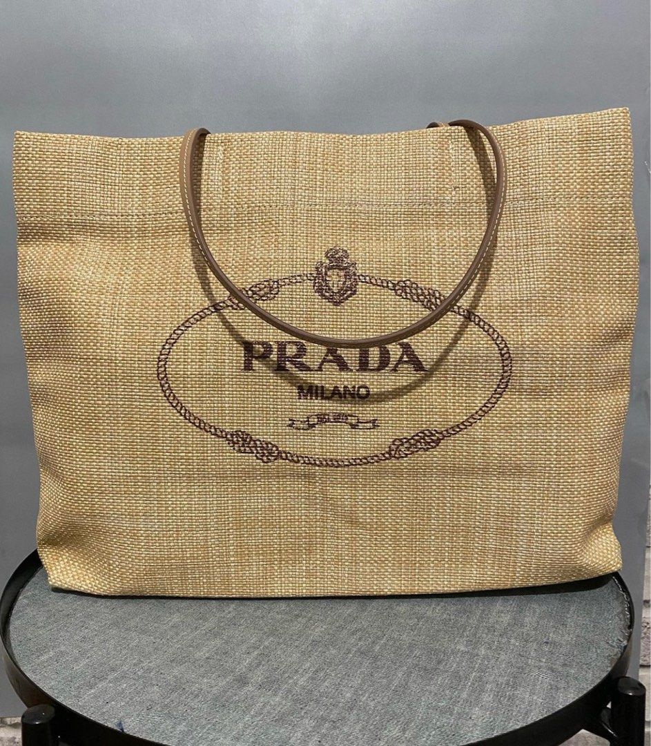 Prada beige raffia beach tote outlet bag
