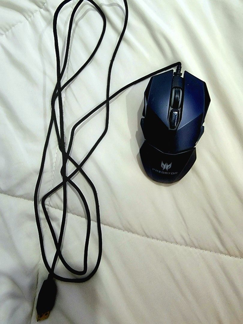 Predator Cestus 500 Gaming Mouse (Category: Mouse & Mousepads) located in Quezon City. Submitted by jelsellit (Listing ID 1230020641, Image 2). Description: Originally bought it for 4,499.00 Selling it for only 1900.00 TECH SPECS Form Factor : Gaming Mouse Connector Type : USB Maximum DPI : 7200 IPS/speed : 150 Acceleration : 30g Switch & lifespan : "Dual Omron switch (50M + 20 M clicks)" Polling Rate : 1ms(1000Hz) Color : 16.8M RGB color Light e