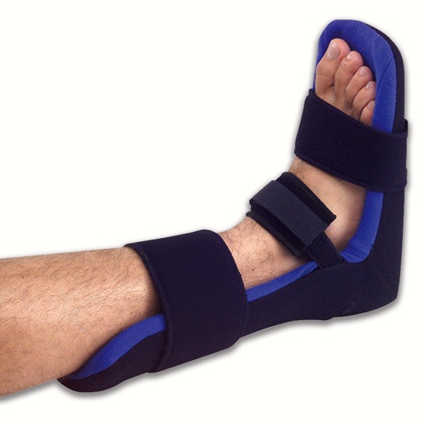 FUTURO™ Night Plantar Fasciitis Sleep Support, Health & Nutrition, Braces,  Support & Protection on Carousell