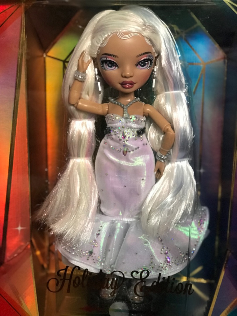 Rainbow High Roxie Grand, Hobbies & Toys, Toys & Games on Carousell