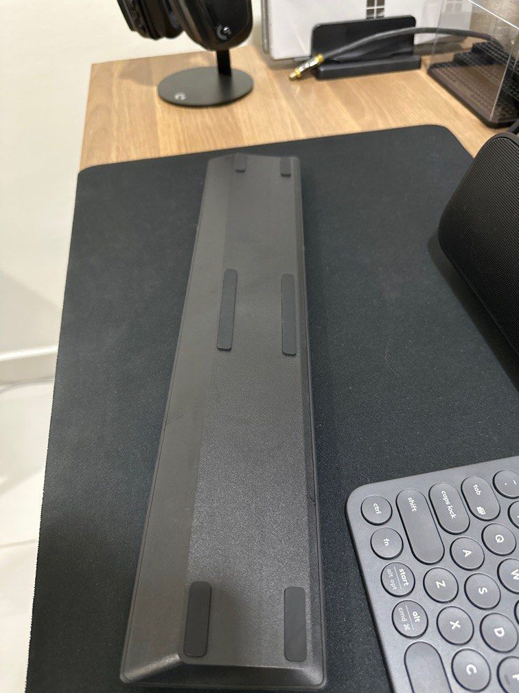 Razer Ergonomic Wrist Rest Pro [For Fullsized Keyboards], Computers