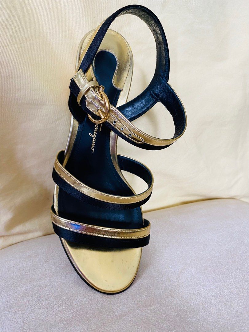Salvatore ferragamo flower heel sandals new arrivals