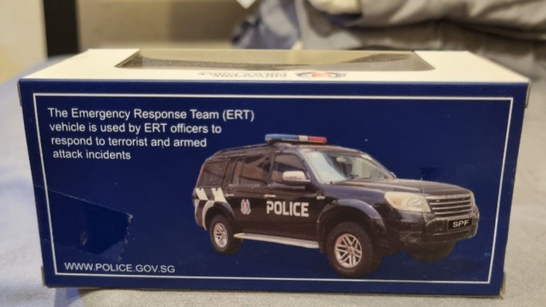 Singapore Police Emergency Response Team Vehicle, Hobbies & Toys, Toys