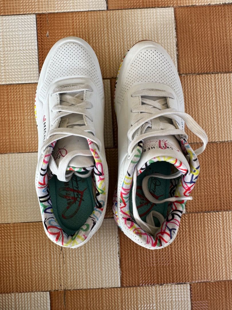 Skechers shoes online 80s cheap