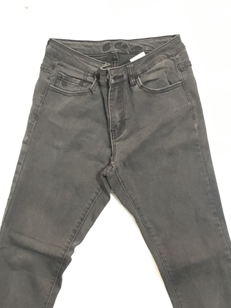 Basic Black Skinny Jean