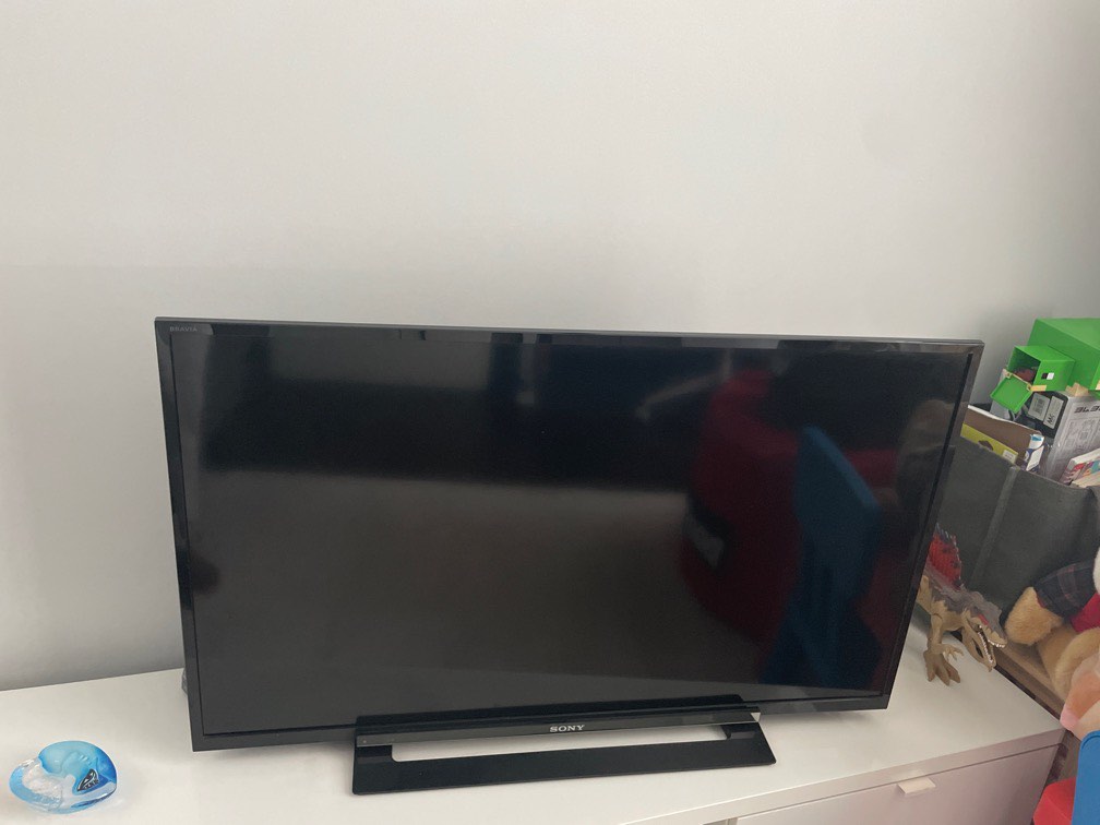 Sony 30 inch TV, TV & Home Appliances, TV & Entertainment, TV on Carousell