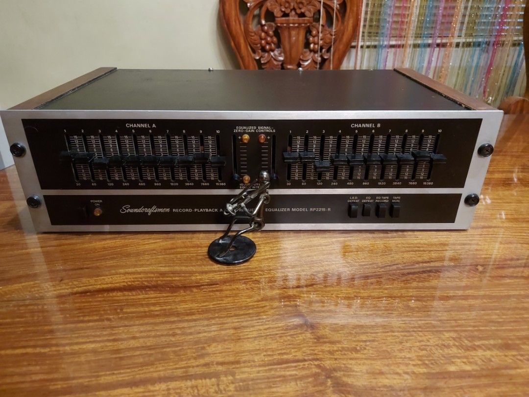 Soundcraftsmen frequency equalizer (Category: Soundbars, Speakers & Amplifiers) located in Manila. Submitted by motable.paul (Listing ID 1230129098, Image 1). Description: *made in USA *dual 10 band IF transformer type frequency equalizer *120 volts or 110v dual gain controll with level LED indicator great sounding.