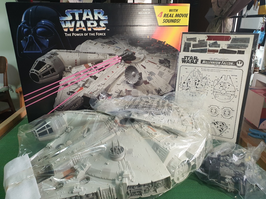 Star Wars Electronic Millennium Falcon The power of the force