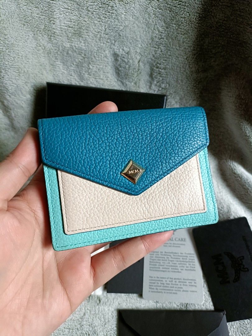 Mcm cardholder sale clearance