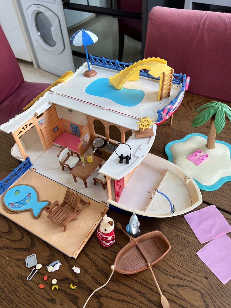 Sylvanian families boat top house