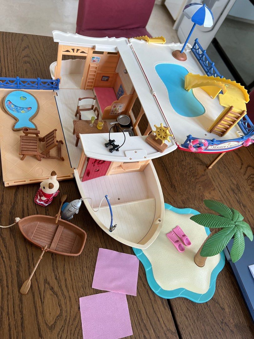 Sylvanian families seaside cruiser houseboat value set store