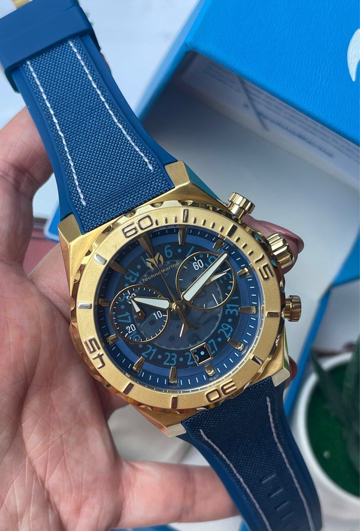 Technomarine Reef Shark TM 519009 (Category: Men's Watches) located in Malabon City. Submitted by hyruwatchesandaccessories (Listing ID 1230108699, Image 3). Description: BEST SELLER‼️ Technomarine Reef Shark TM 519009 🏷7799 only‼️ 📍Mall price: 30k ⌚️48mm ⌚️Swiss quartz 💦10atm/330ft 🛵Lalamove Ready 💰COD available (200 downpayment) Please visit our fb page: https://m.facebook.com/hyruwatchesandaccessories/ .
