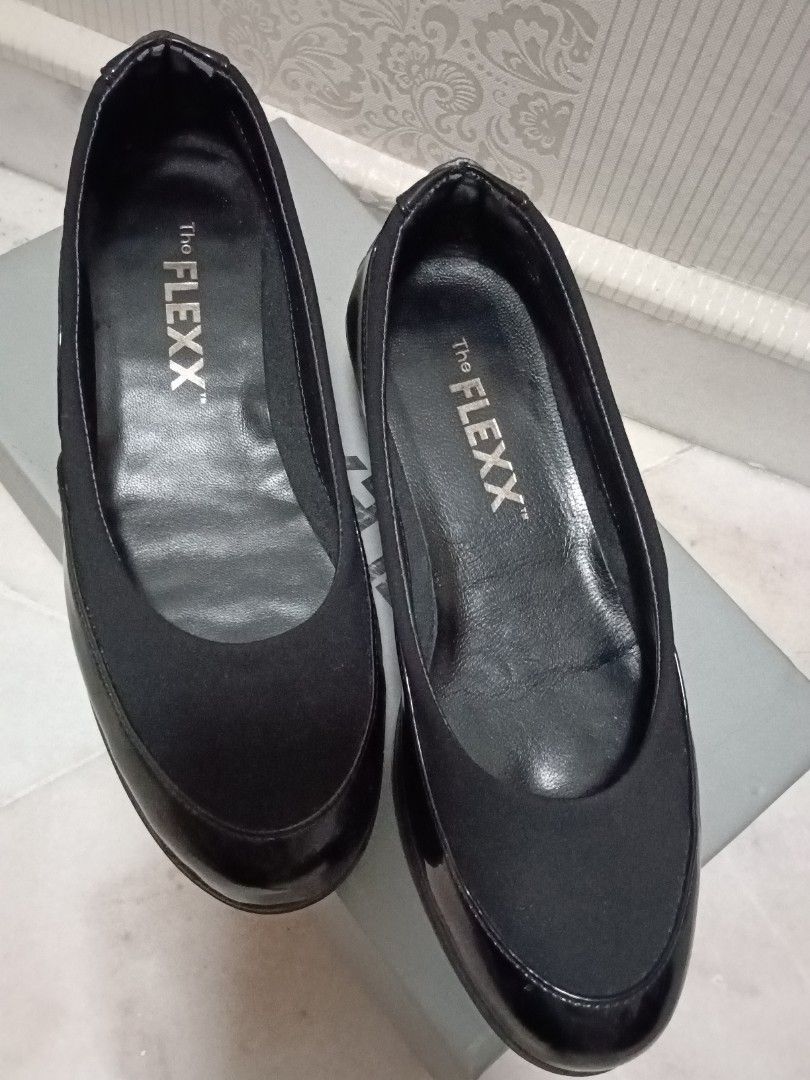 The FLEXX shoes