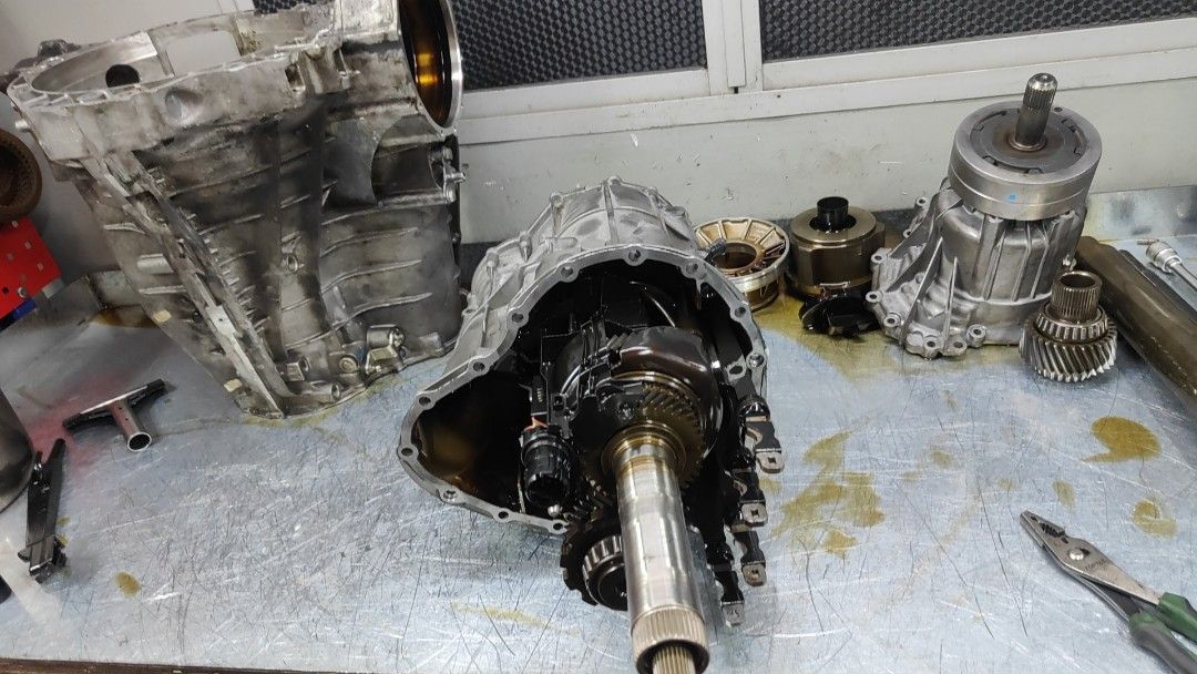 Transmission rebuilt/repair, Car Accessories, Car & Services