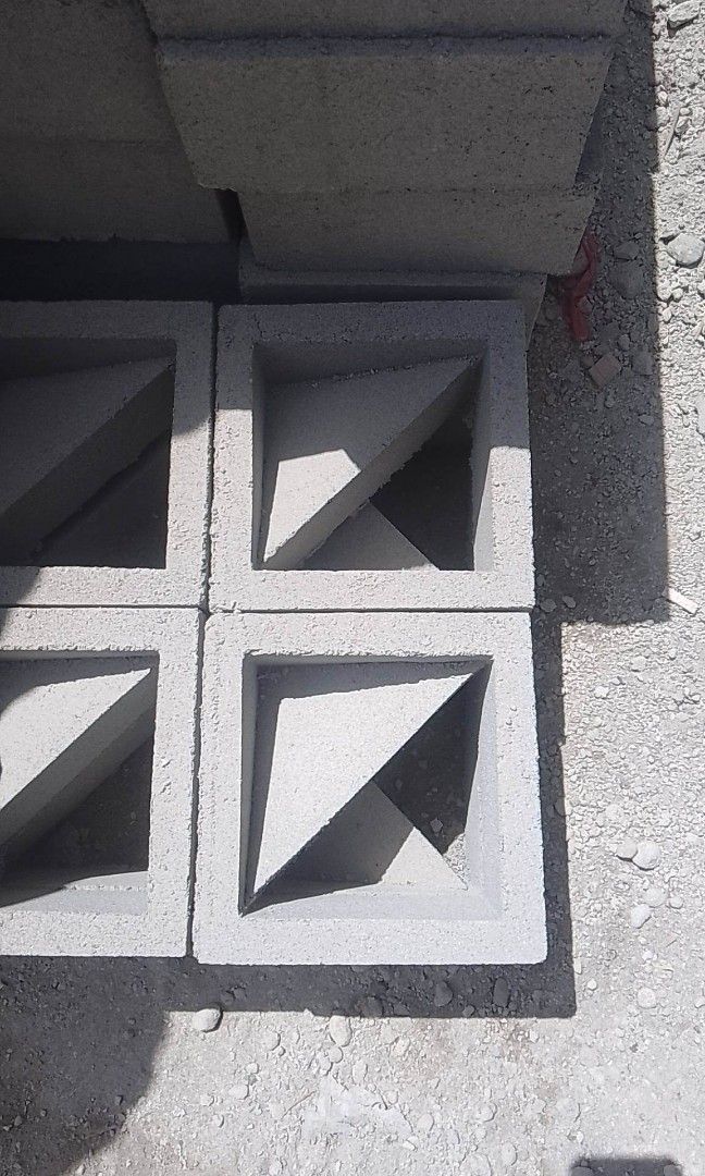 TRIANGULAR BLOCKS (Category: Construction & Building Materials) located in San Mateo. Submitted by anna.25 (Listing ID 1230033261, Image 1). Description: SIZE:10x10INCHES Open for bulk orders with discounts! ☎️Anna Empleo #0967-366-9697.