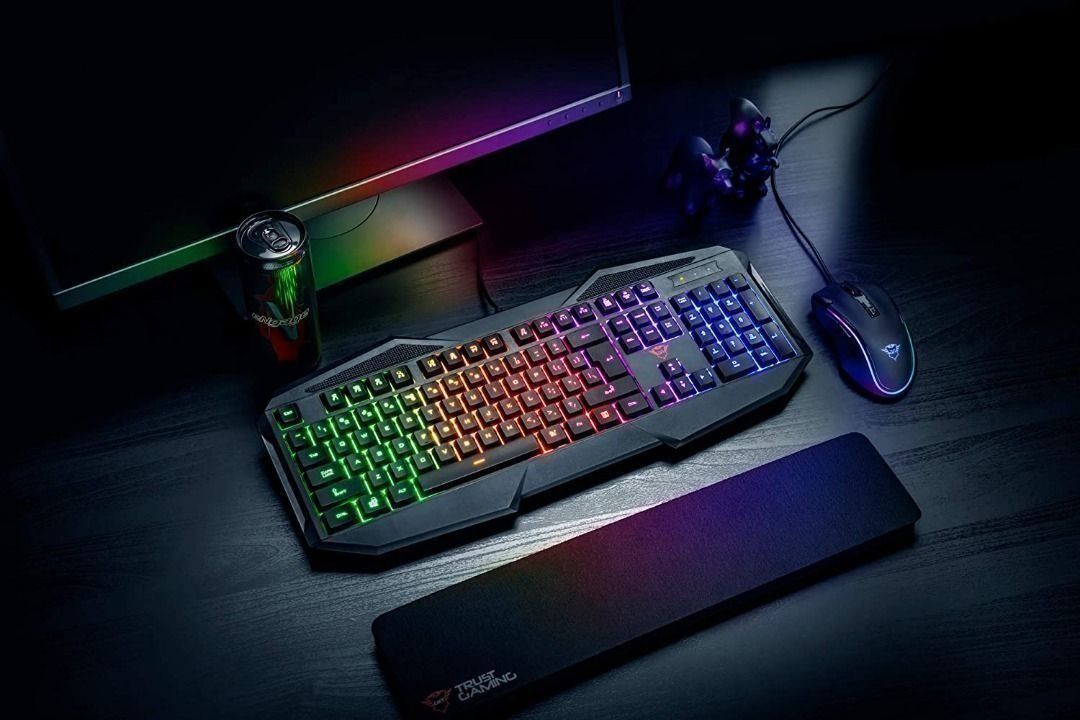 Trust Avonn Gaming Keyboard Mechanical Feel LED Illuminated RGB Rainbow ...