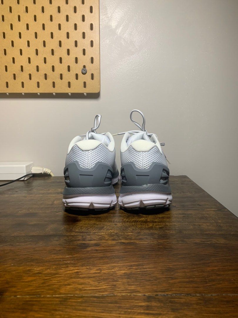 Under armour gemini 5 silver hotsell
