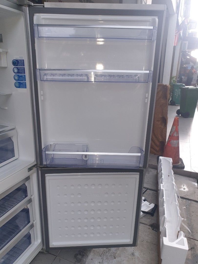 Used Beko 2 doors fridge 505L, refrigerator peti sejuk peti ais, good