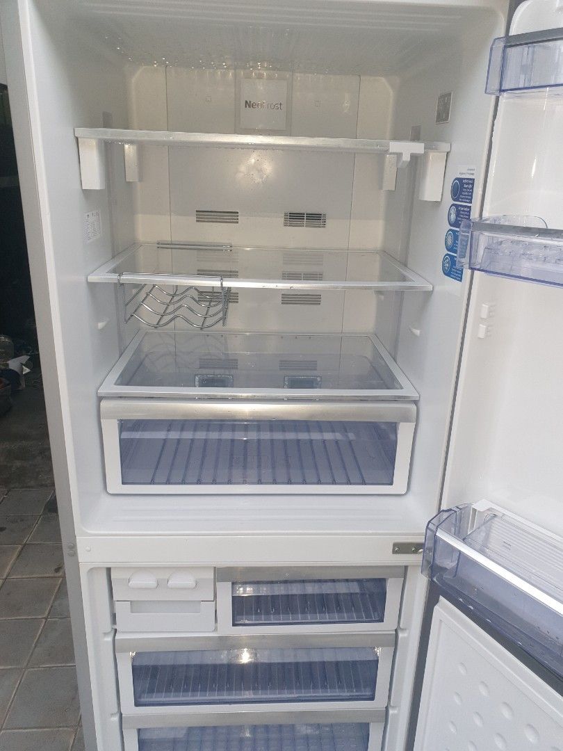 Used Beko 2 doors fridge 505L, refrigerator peti sejuk peti ais, good