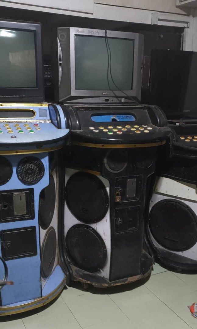 VIDEOKE FOR SALE TAKE ALL 8, Audio, Soundbars, Speakers & Amplifiers on
