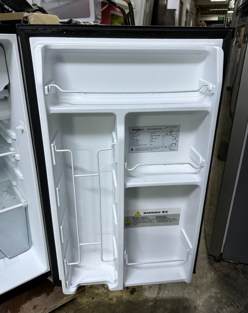 Whirlpool wgd45ss cheap bar fridge