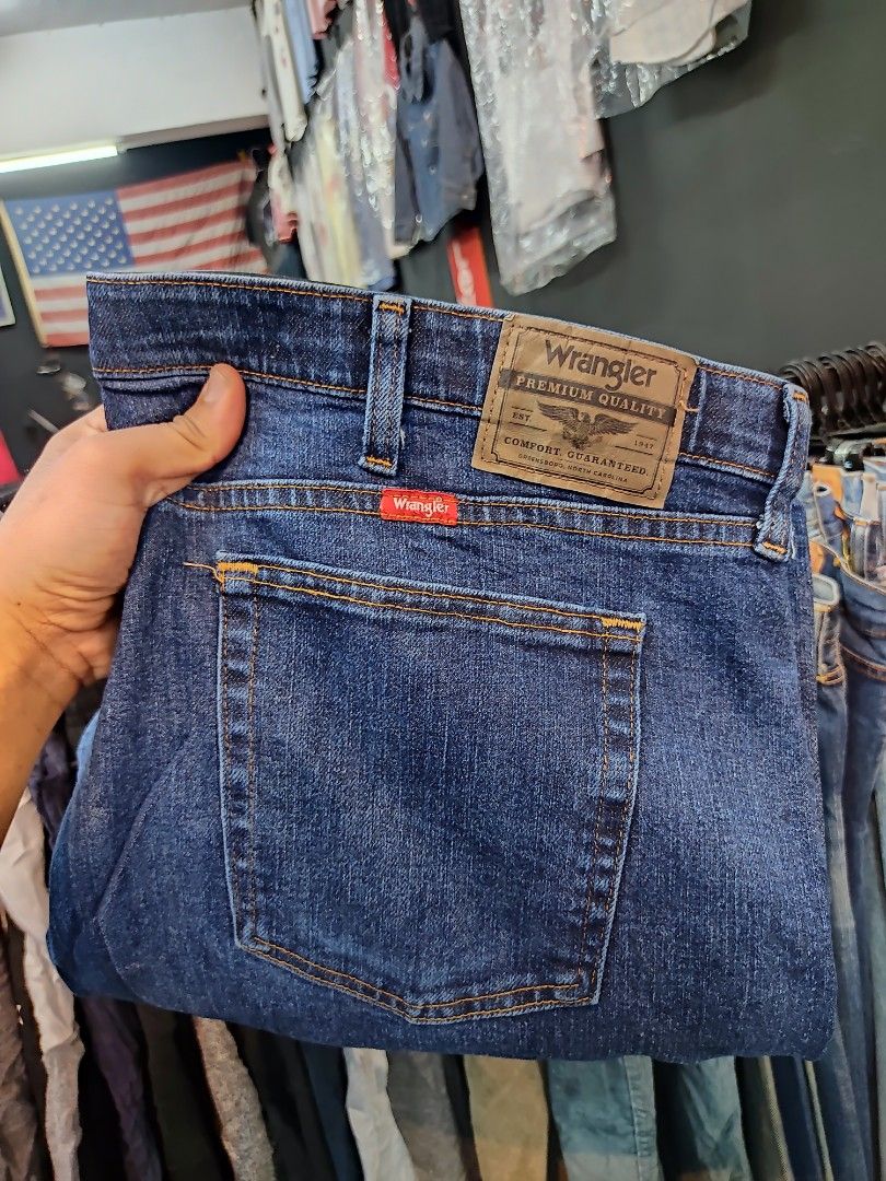 Wrangler best sale stretchable jeans