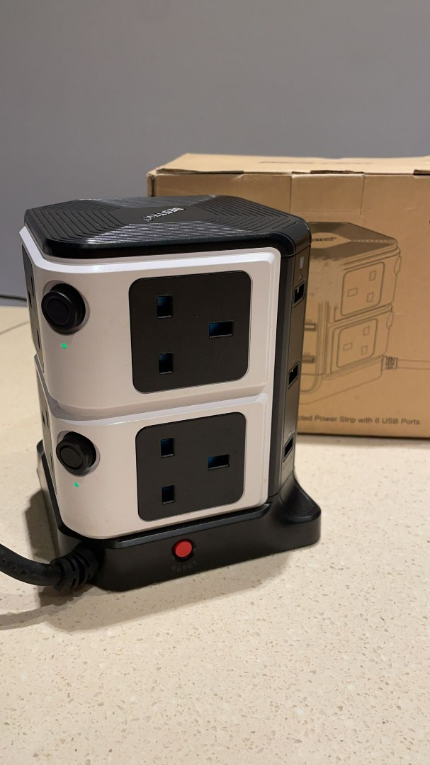 1021) BESTEK USB Power Strip with 8 Outlets and 3Port USB Charging