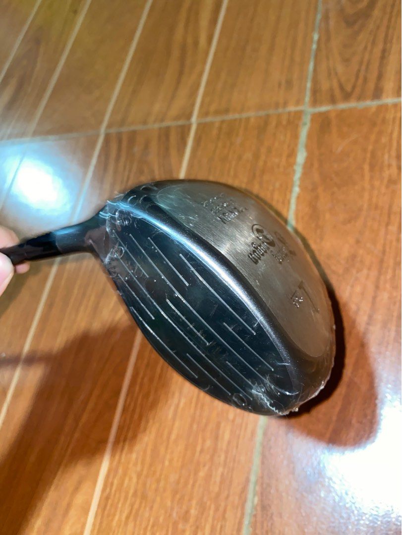 10.5 degrees Golf Driver Flying Dragon (Category: Golf) located in Tanza. Submitted by jennieverse (Listing ID 1230207112, Image 2). Description: .