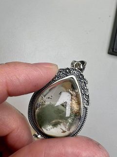 超有意境的綠幽靈(裸石20*17mm)
