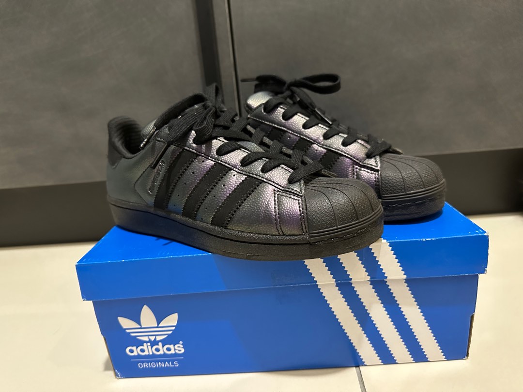 Holographic adidas 2025 superstars outfit