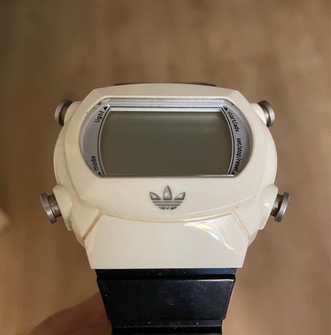 Adidas retro watch