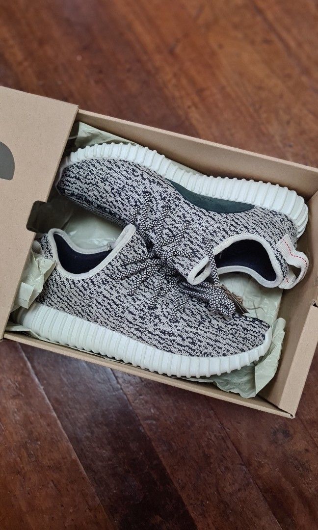 Adidas Yeezy Boost 350 V1 Turtle Doves 2022, Men'S Fashion, Footwear,  Sneakers On Carousell