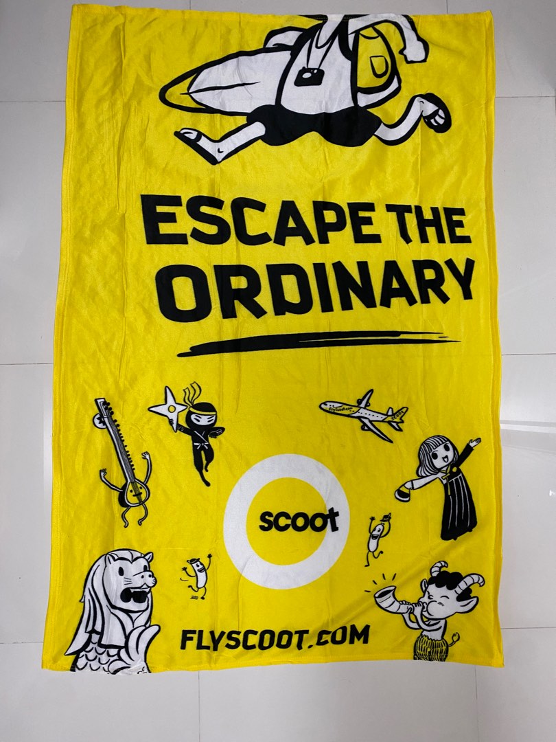 Airline Blanket - Scoot, Hobbies & Toys, Memorabilia & Collectibles, Fan Merchandise on Carousell