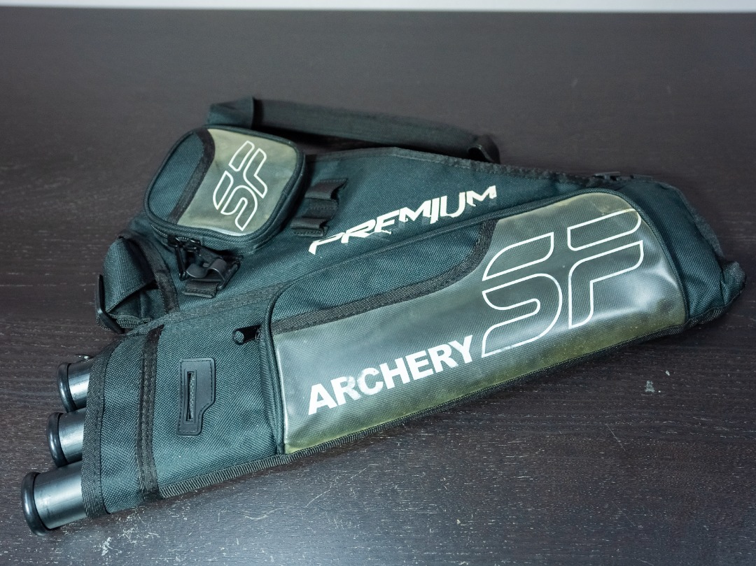 Archery Quiver SF LeftHanded Quiver , Sports Equipment, Other Sports
