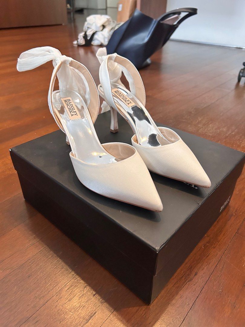 Badgley Mischka white satin blaze pump