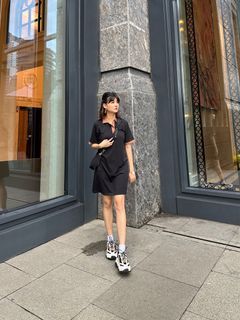 Black Dress bahan tebal free size. Tidak nego