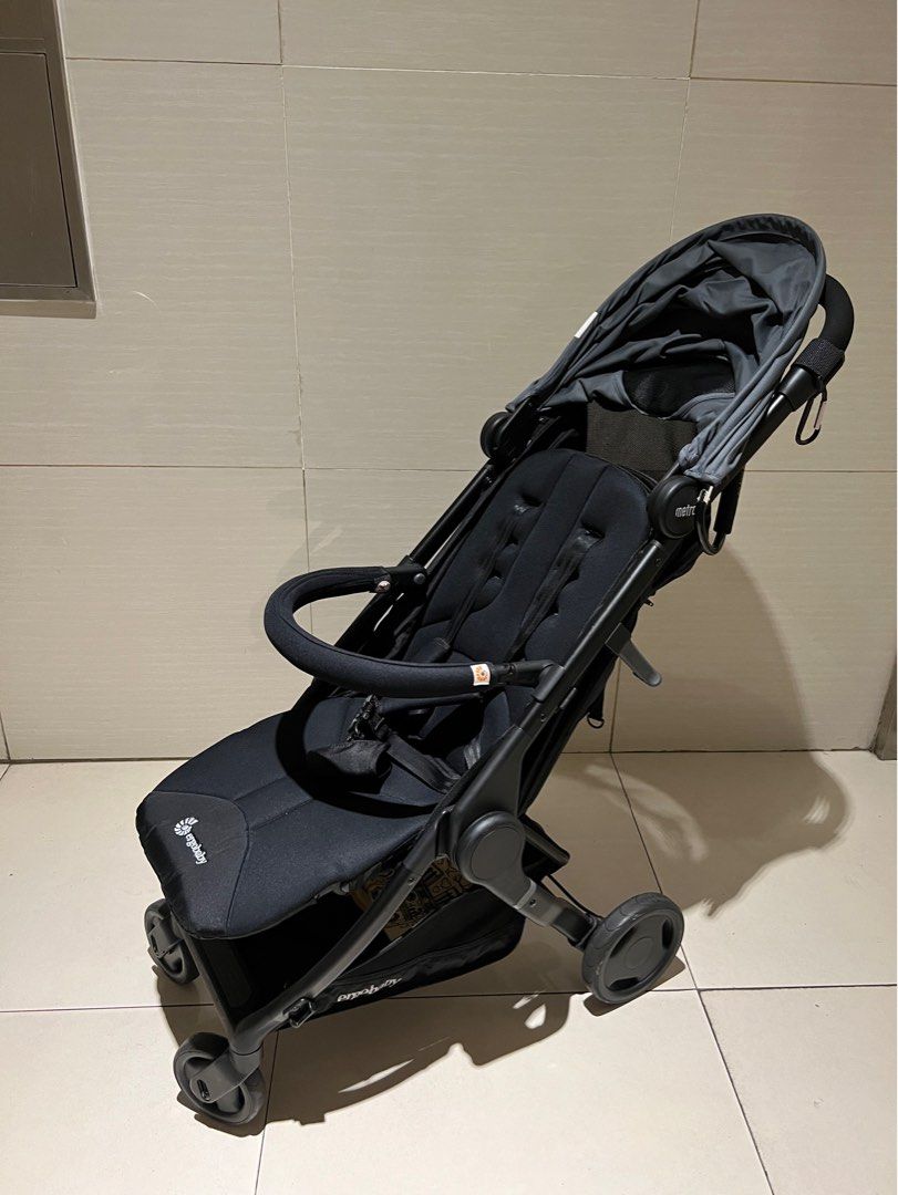 Cabin Size Ergobaby Stroller Metro Compact with Safety Bar on Carousell