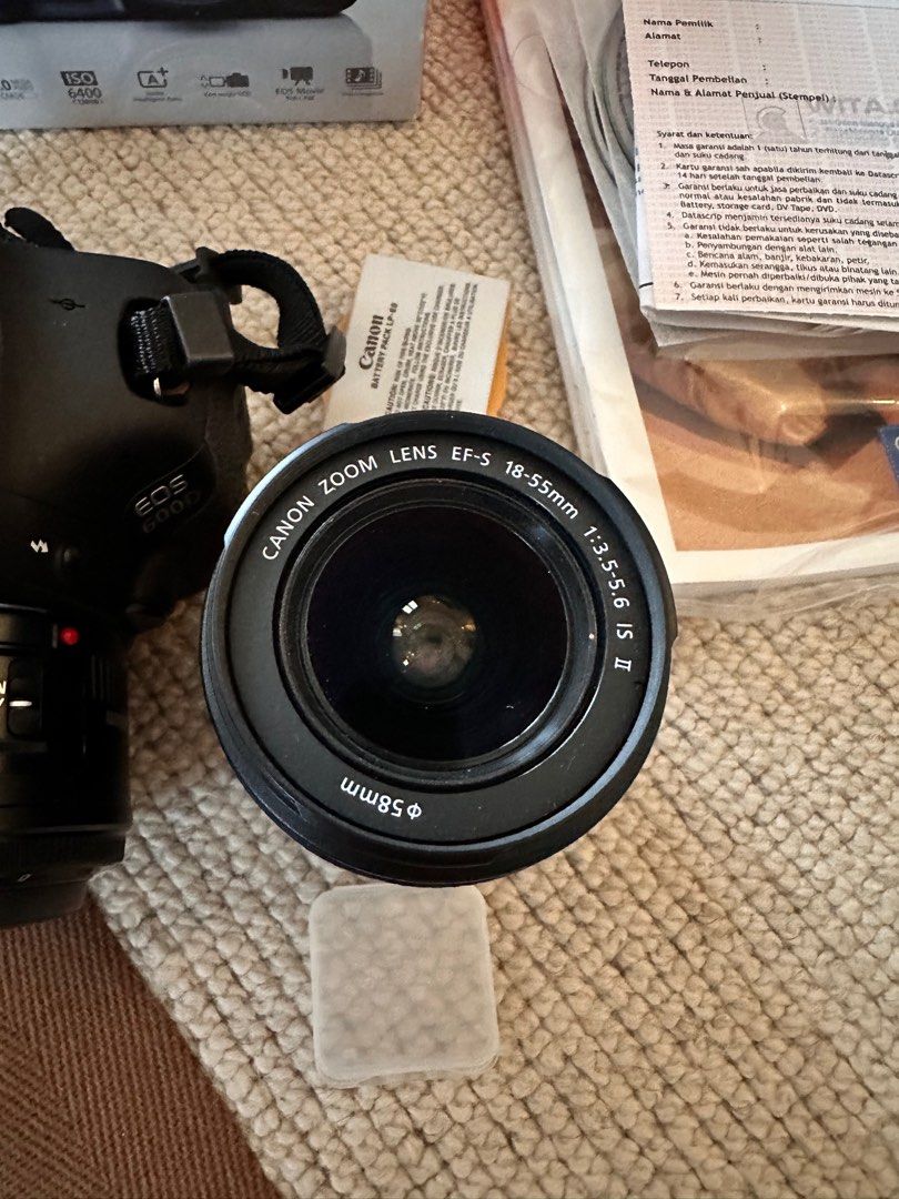 Canon eos 600D + 2 lens, Fotografi di Carousell
