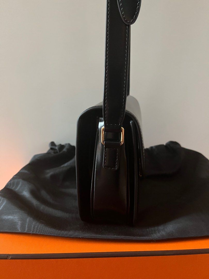 celine classique triomphe bag in shiny calfskin black