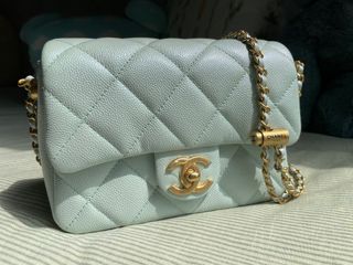 (Category: ) located in . Submitted by thelemoncloset (Listing ID 1230208834, Image 1). Description: .