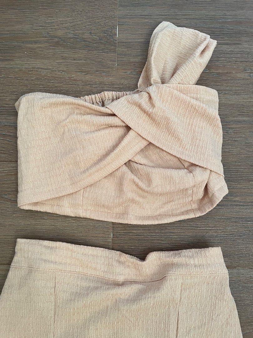 Cropped One Shoulder High Slit Skirt Matching Set - White